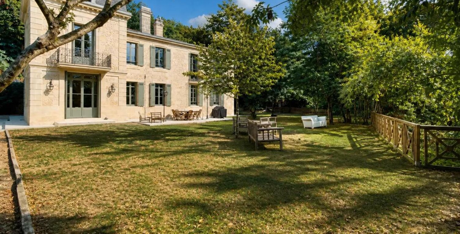 Propriété d’exception en bord de Garonne – 425 m² à Cambes — photo 1