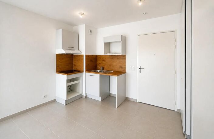 Appartement de 3 pièces de 67 m² à Toulon — photo 3