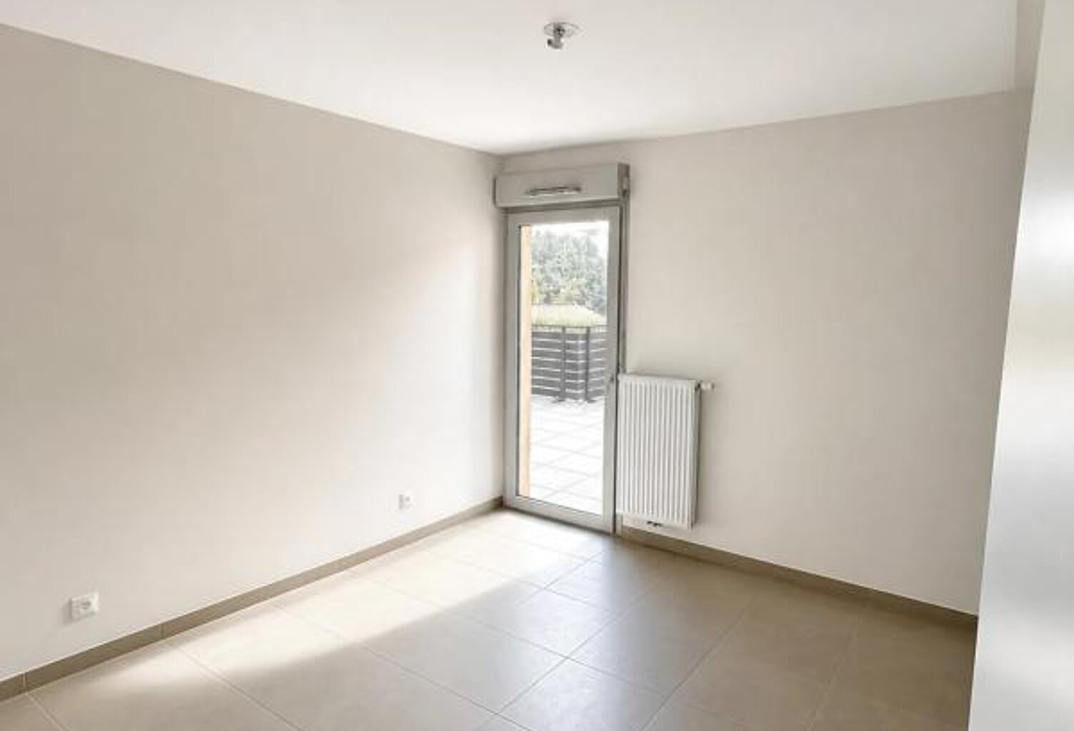 Appartement de 3 pièces de 67 m² à Toulon — photo 1
