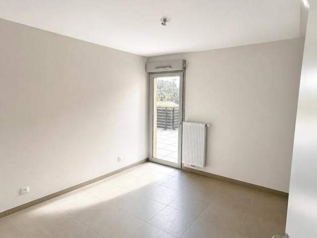 Appartement de 3 pièces de 67 m² à Toulon — photo du bien