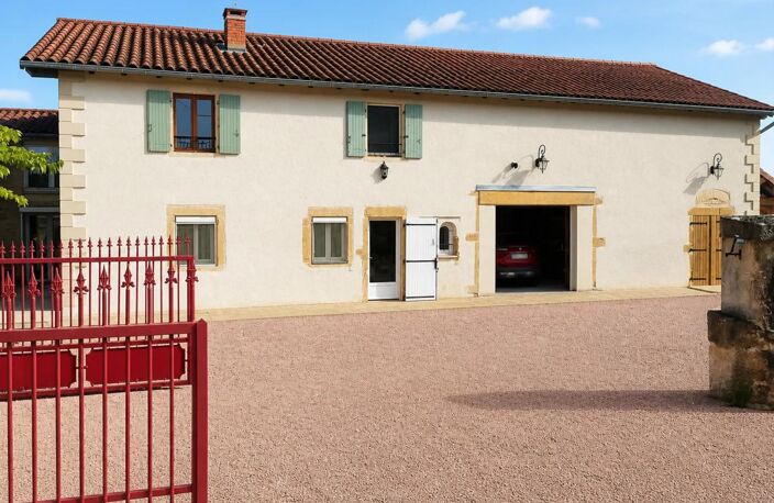 Maison de 8 pièces de 202 m² à Ligny-en-Brionnais — photo 2