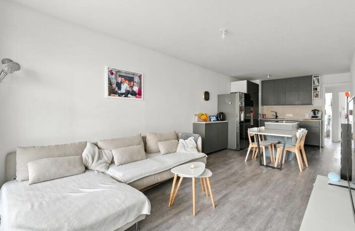 Appartement de 4 pièces de 77 m² à Montreuil — photo 2