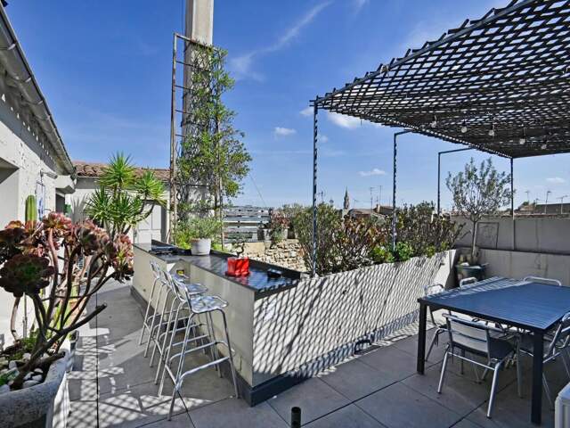 Appartement T3 de 92 m² à Nîmes centre — photo du bien