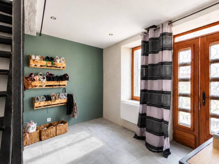 Maison familiale - 8 pièces - 175 m2 à Vermenton — photo 1