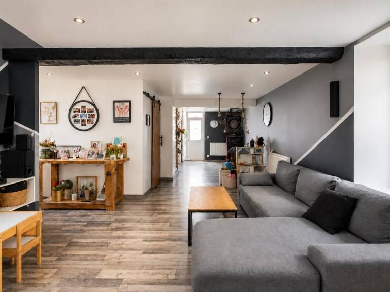 Maison familiale - 8 pièces - 175 m2 à Vermenton — photo 1