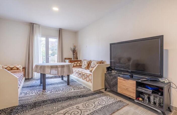 Maison de 6 pièces de 130 m² à Corbeil-Essonnes — photo 2