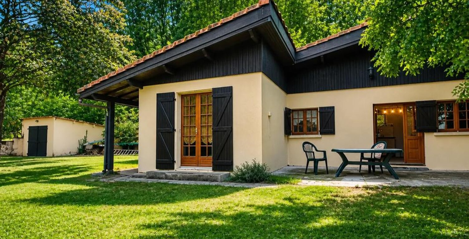 Maison de 3 pièces de 55 m² située à Lombrès — photo 1