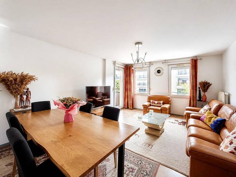 Appartement de 4 pièces de 85 m² à Saint-Genis-Pouilly — photo 1