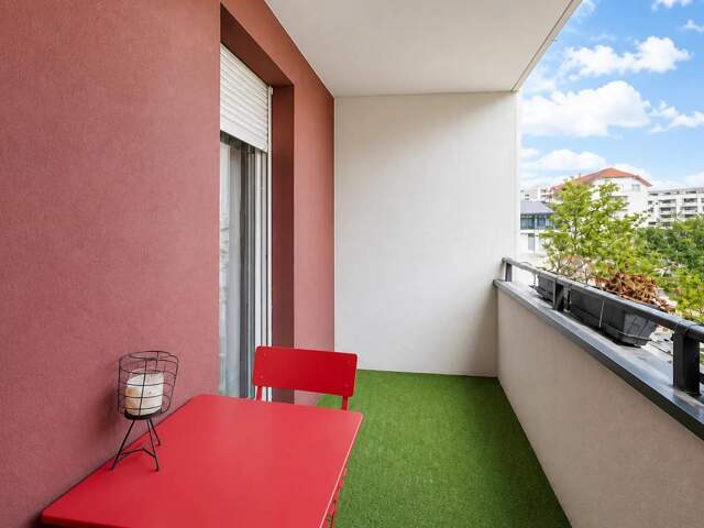 Appartement de 4 pièces de 85 m² à Saint-Genis-Pouilly — photo du bien