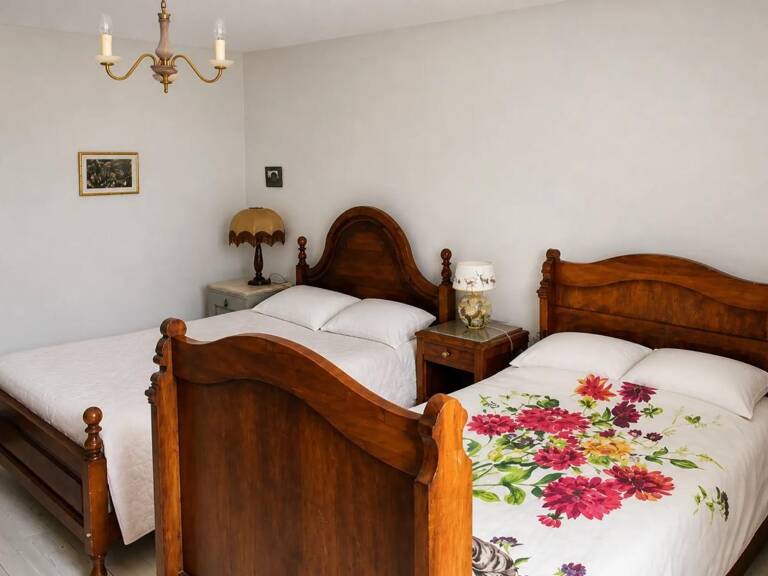 Maison de 5 pièces de 134 m² à Sainte-Gemme — photo 1