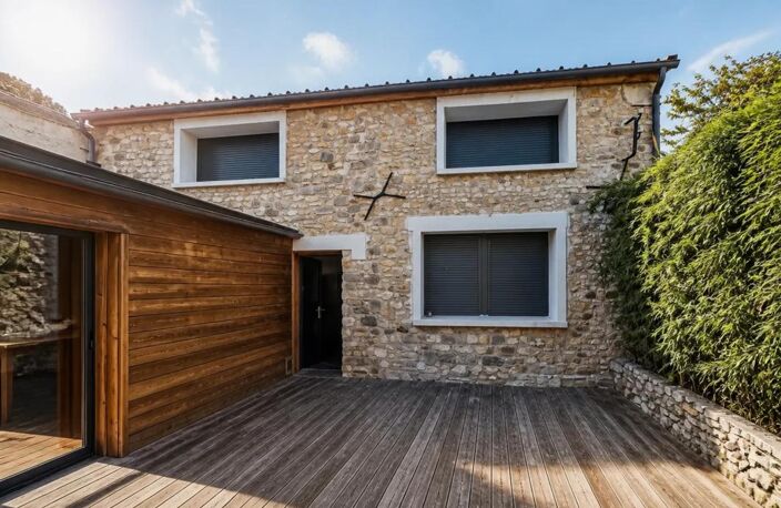 Maison de 8 pièces de 194 m² à Villeneuve-sur-Auvers — photo 2