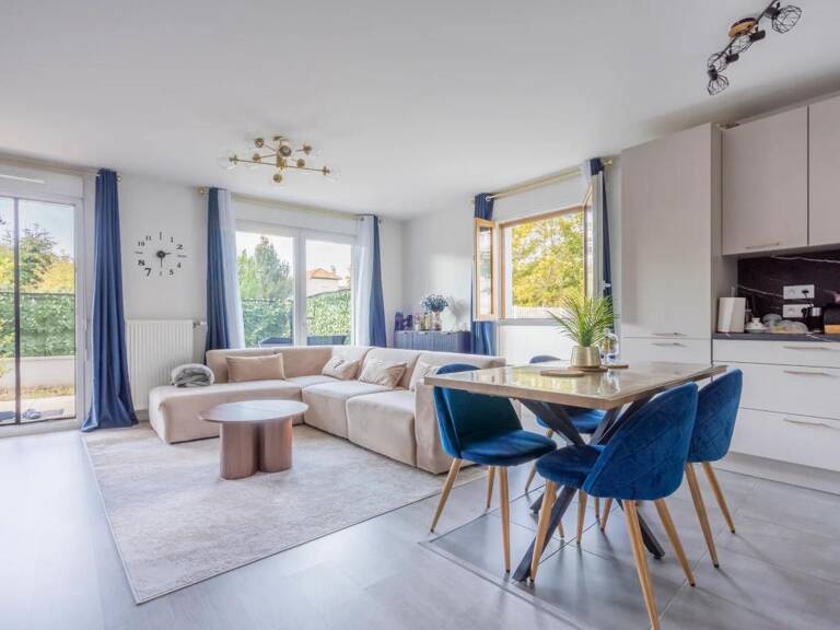 Appartement de 4 pièces de 80 m² à Bondy — photo 1
