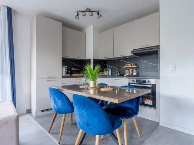 Appartement de 4 pièces de 80 m² à Bondy — photo du bien