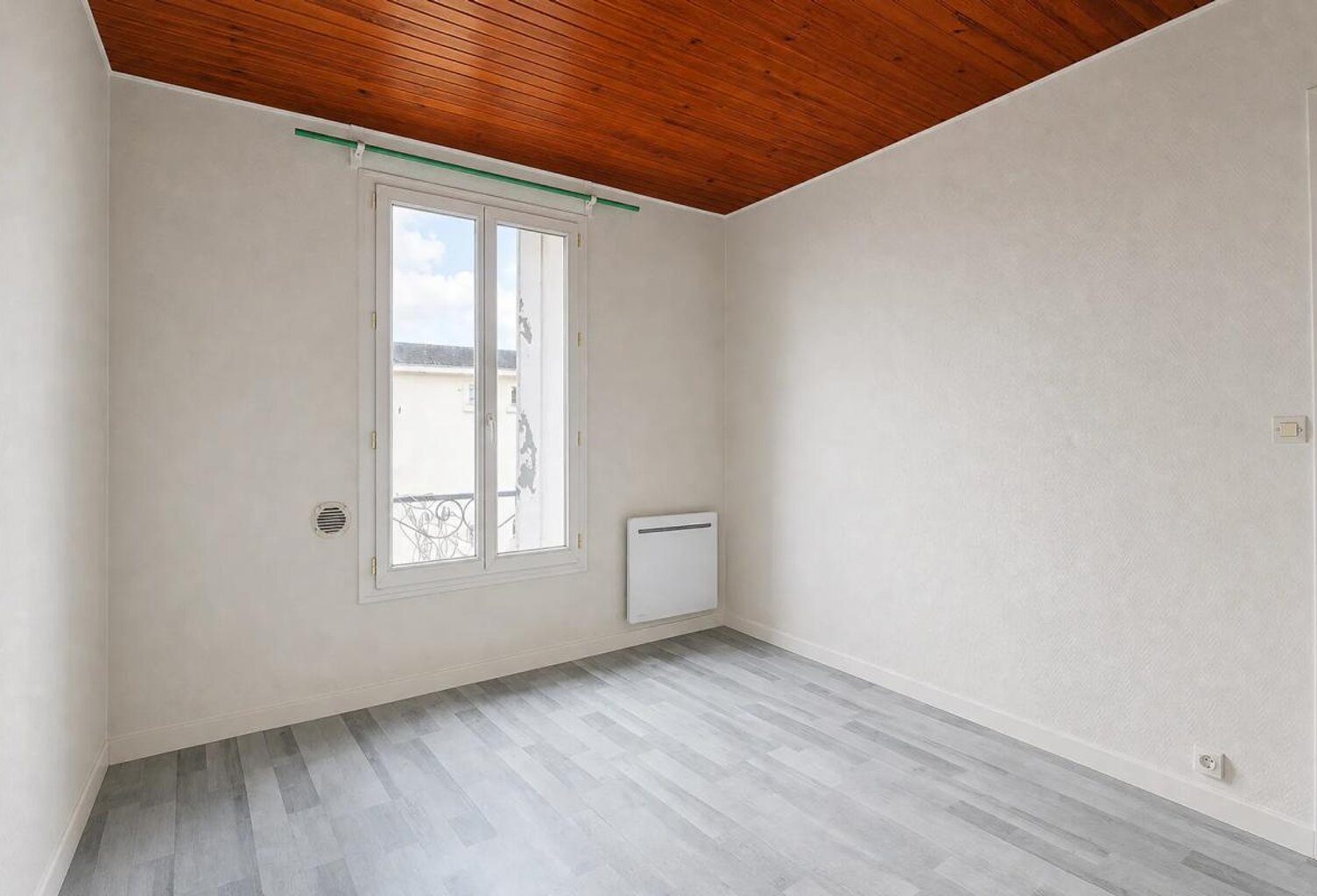 Studio lumineux de 18,45 m² à Bondy - spécial investisseur ou primo accédant — photo 1
