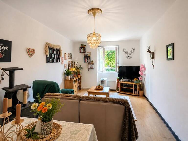 IMMEUBLE DE RAPPORT Saint-Yrieix-la-Perche – 3 logements – 212 000 € — photo 1