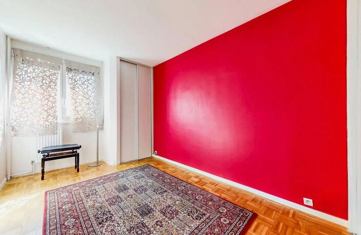 Appartement de 5 pièces de 95 m² à Sevran — photo 2