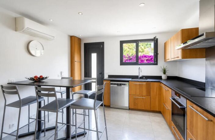 TOULON – CAP BRUN – MAISON 4 CHAMBRES – GARAGE – DPE B — photo 4