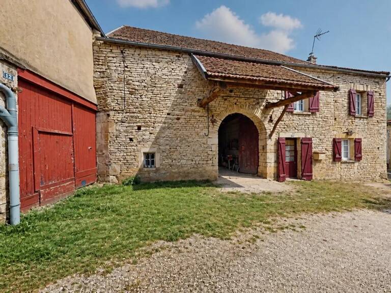 Maison de 4 pièces de 95,56 m² à Commissey — photo 1