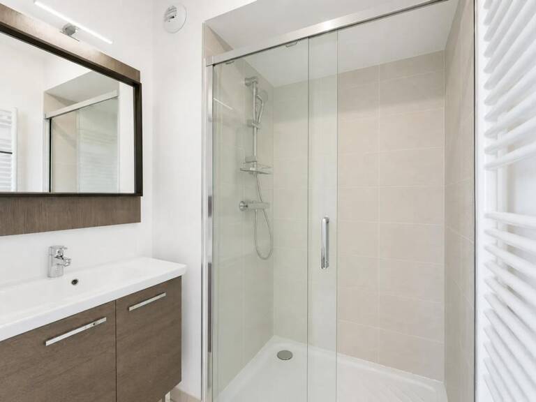 BORDEAUX - 6e étage appartement excluant voisins sur le palier — photo 1