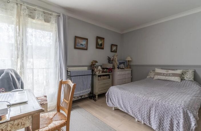 Maison rénovée 4 pièces à Maurepas — photo 4