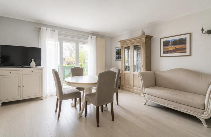Maison rénovée 4 pièces à Maurepas — photo 2