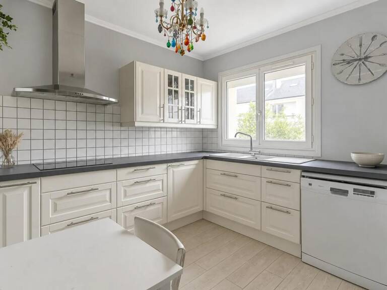 Maison rénovée 4 pièces à Maurepas — photo 1