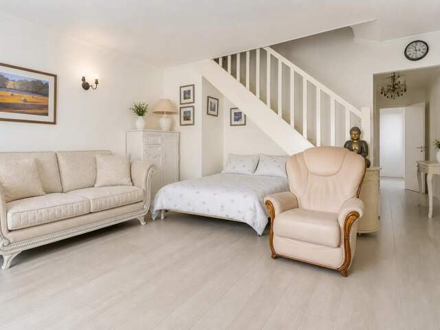 Maison rénovée 4 pièces à Maurepas — photo du bien
