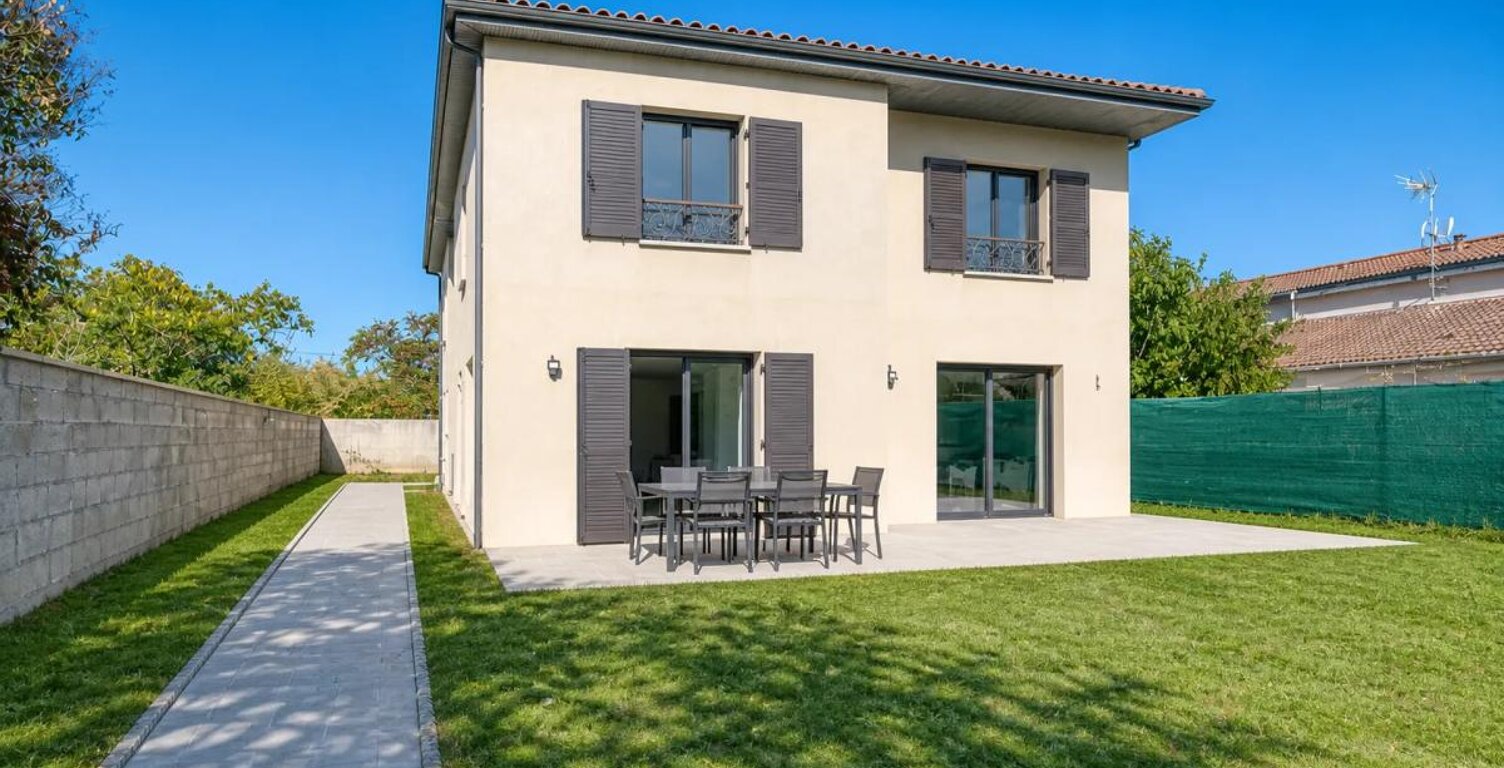 Maison de 7 pièces de 197 m² à Portet-sur-Garonne — photo 1