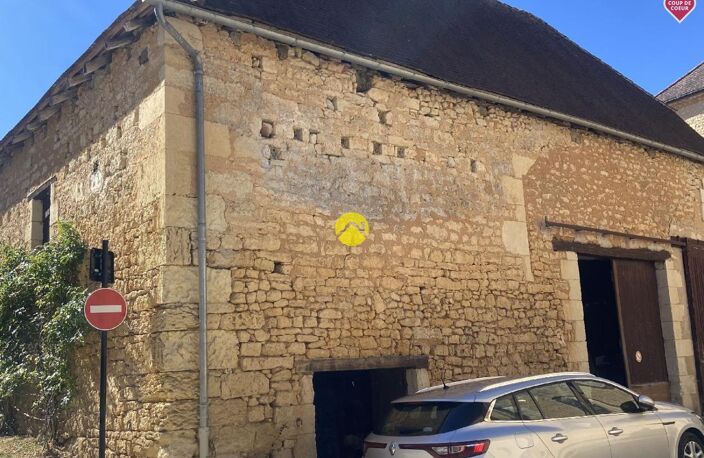 Belle grange dans un bourg — photo 2