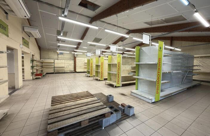 Local d’activité 600 m² – Sainte-Rose — photo 2
