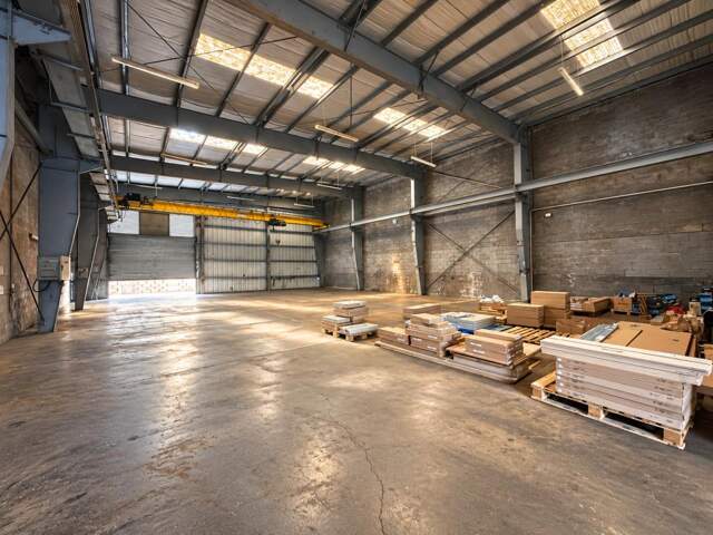 Entrepôt 440 m²  – Saint-Denis — photo du bien