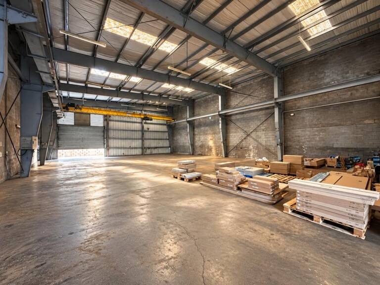 Entrepôt 440 m²  – Saint-Denis — photo 1