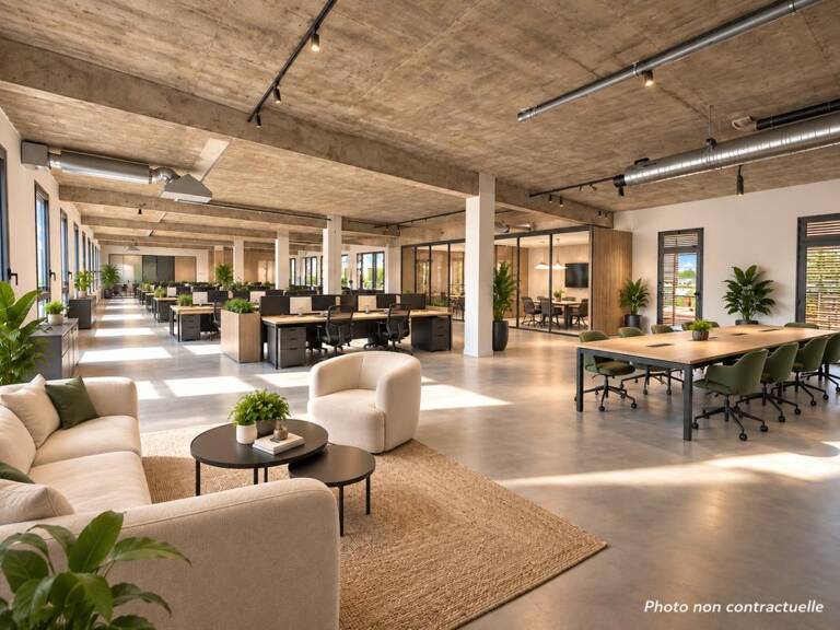 Bureaux 405 m² avec terrasse – Le Kerval — photo 1