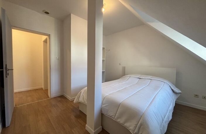 À LOUER – BEAU DUPLEX F4 MEUBLÉ AVEC TERRASSE ET JARDIN PRIV — photo 5