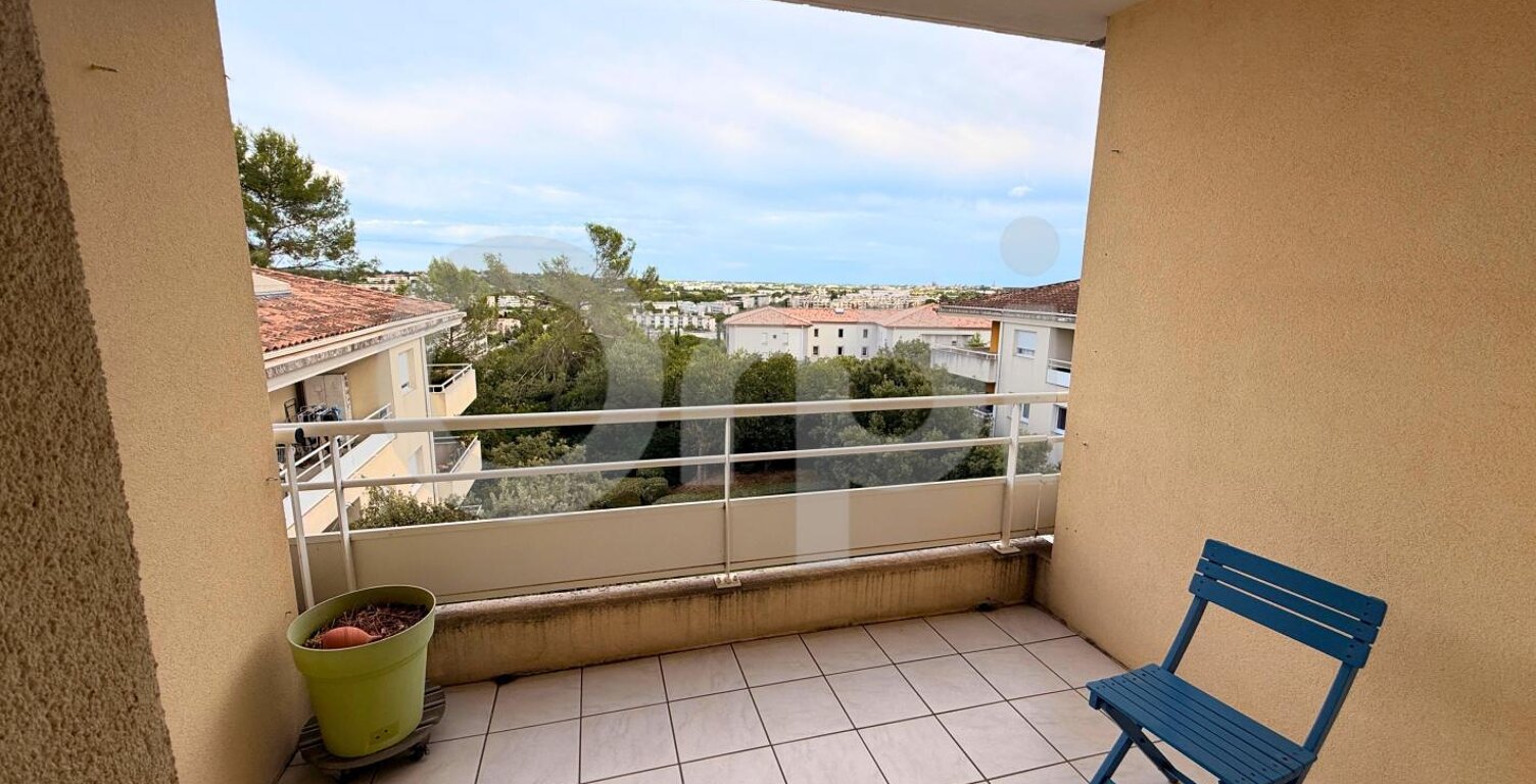 Appartement À Louer NON MEUBLE — photo 1