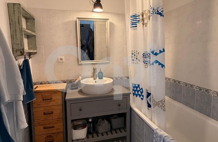 Appartement À Louer NON MEUBLE — photo 4