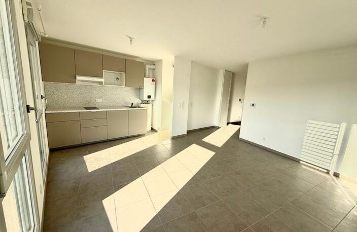 Appartement À Louer — photo 3