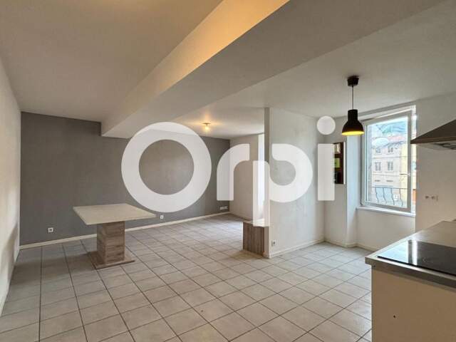 Appartement À Louer — photo du bien