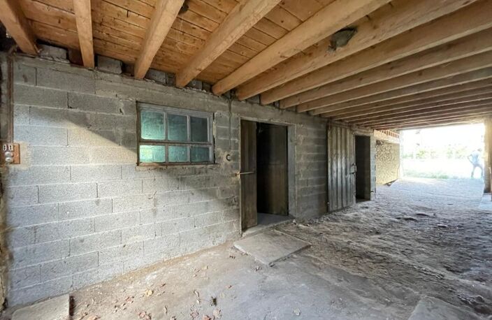 GRANGE À Vendre — photo 2