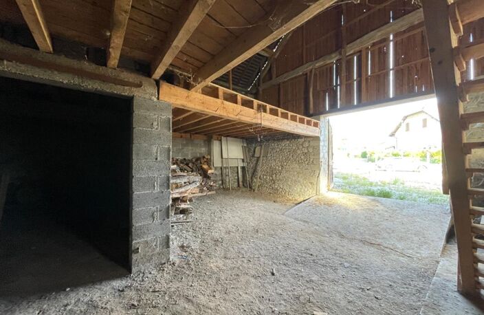 GRANGE À Vendre — photo 3
