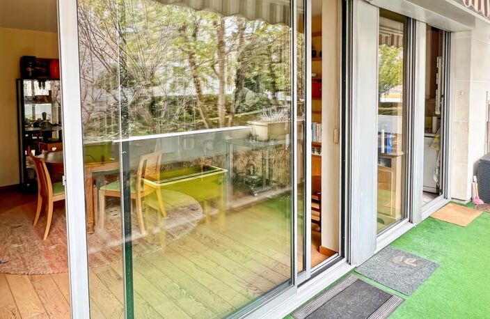 Appartement À Vendre — photo 2