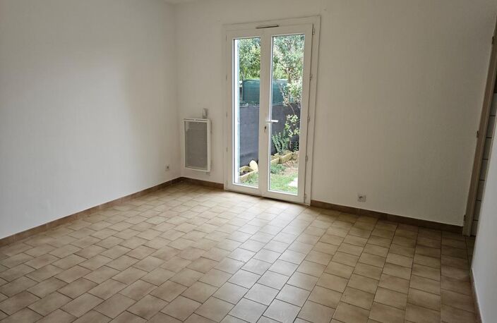 Appartement À Louer — photo 2