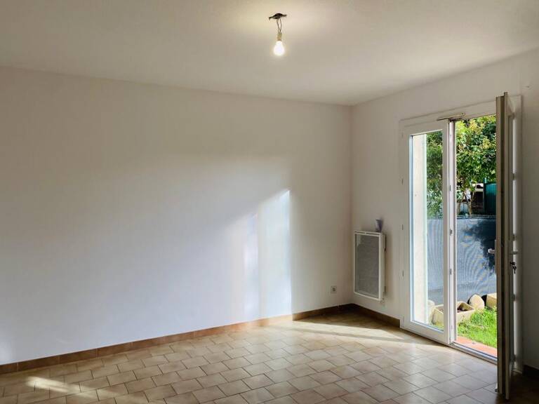 Appartement À Louer T2 + JARDIN — photo 1