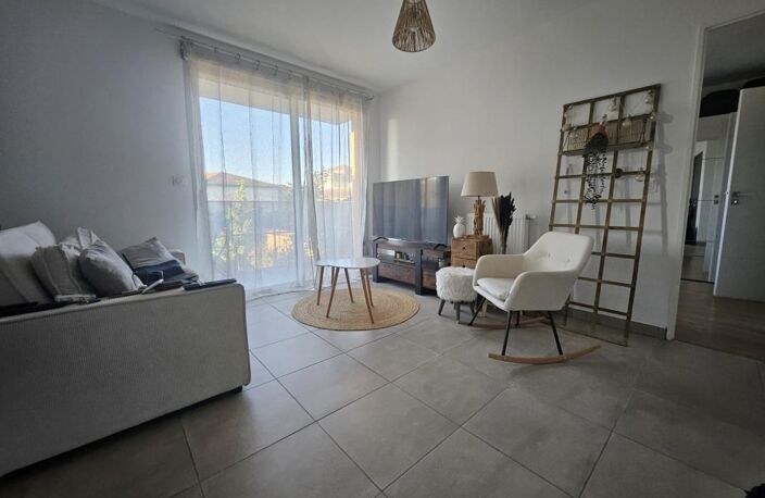 T2 de 44,16m2 aux normes PMR (2023) avec balcon et parking — photo 2