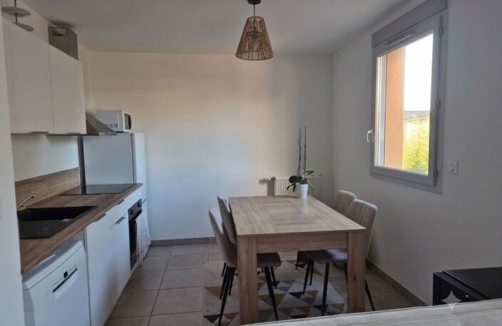 T2 de 44,16m2 aux normes PMR (2023) avec balcon et parking — photo 4