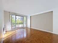 À saisir ! Beau T2 de 55,78 m² – Balcon plein SUD – Ascenseur – Immeuble sur son terrain – Garage en sus — photo 2
