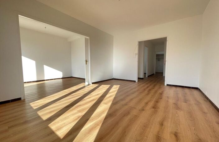Appartement T4 avec terrasse et garage — photo 4