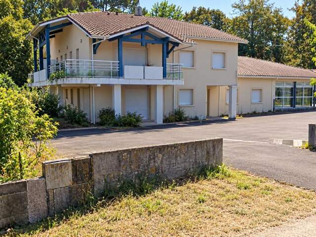 ENSEMBLE IMMOBILIER – 5 APPARTEMENTS + LOCAL PROFESSIONNEL — photo du bien
