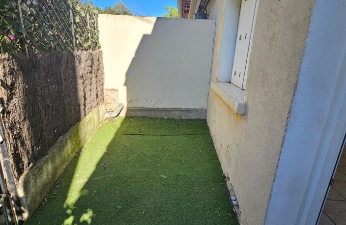 À Louer OLLIOULES Appartement T3 — photo 2