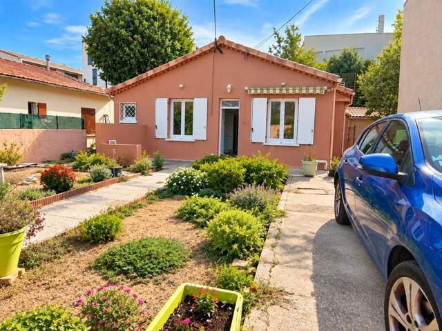 A vendre TOULON OUEST  maison de plain-pied de type 3 de 64 m² sur 304 m² de terrain — photo du bien
